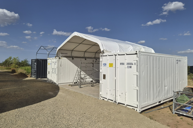 Humusland Lager- und Kühlcontainer Neue Lager- und Kühlcontainer auf dem Humusland-Hof